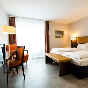 3* Hotel Domus