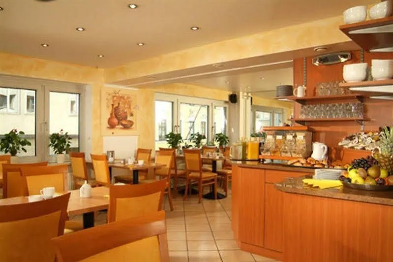 ***  Bristol Munchen Hotel Germany